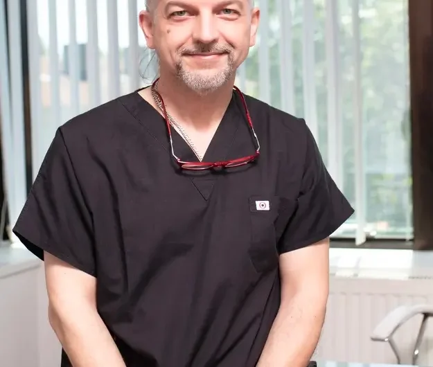 Dt. Melih Pekin Pekinbaş